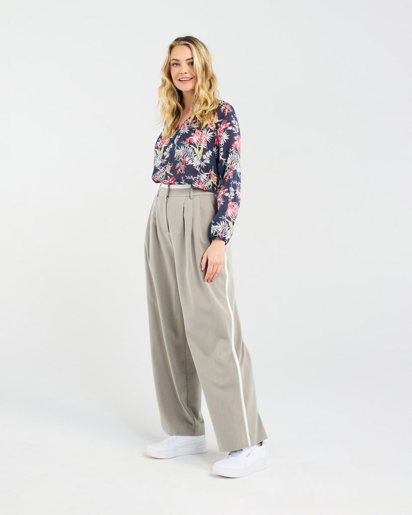 Frankie Pleat Pant (Grey Steel)